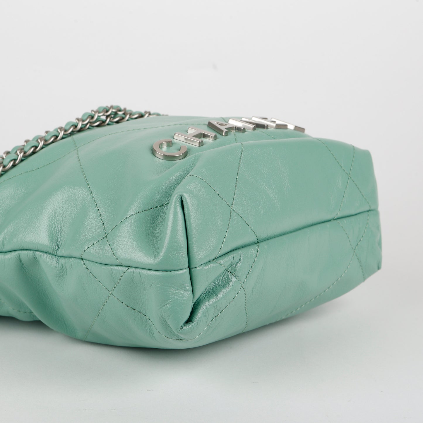 Mini 22, Mint Lambskin