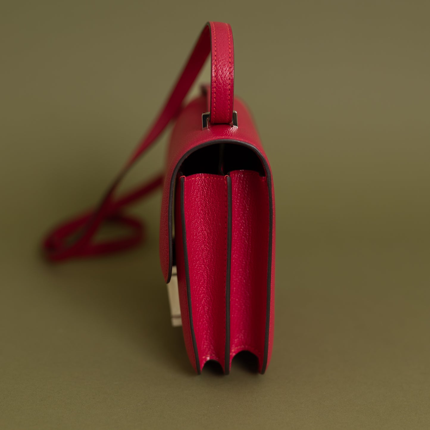 Constance 18 Mysore Goatskin, Framboise 9500