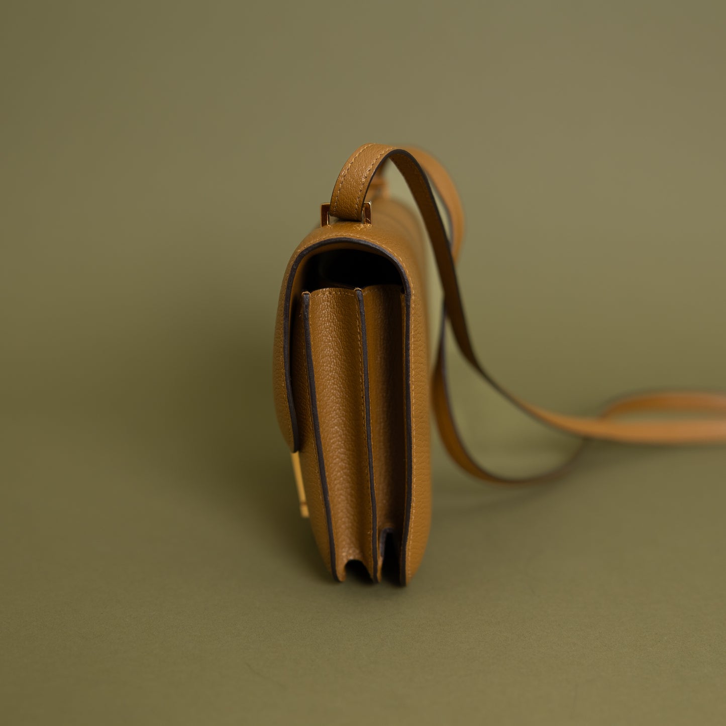 Constance 18 Kraft Chevre Gold Hardware
