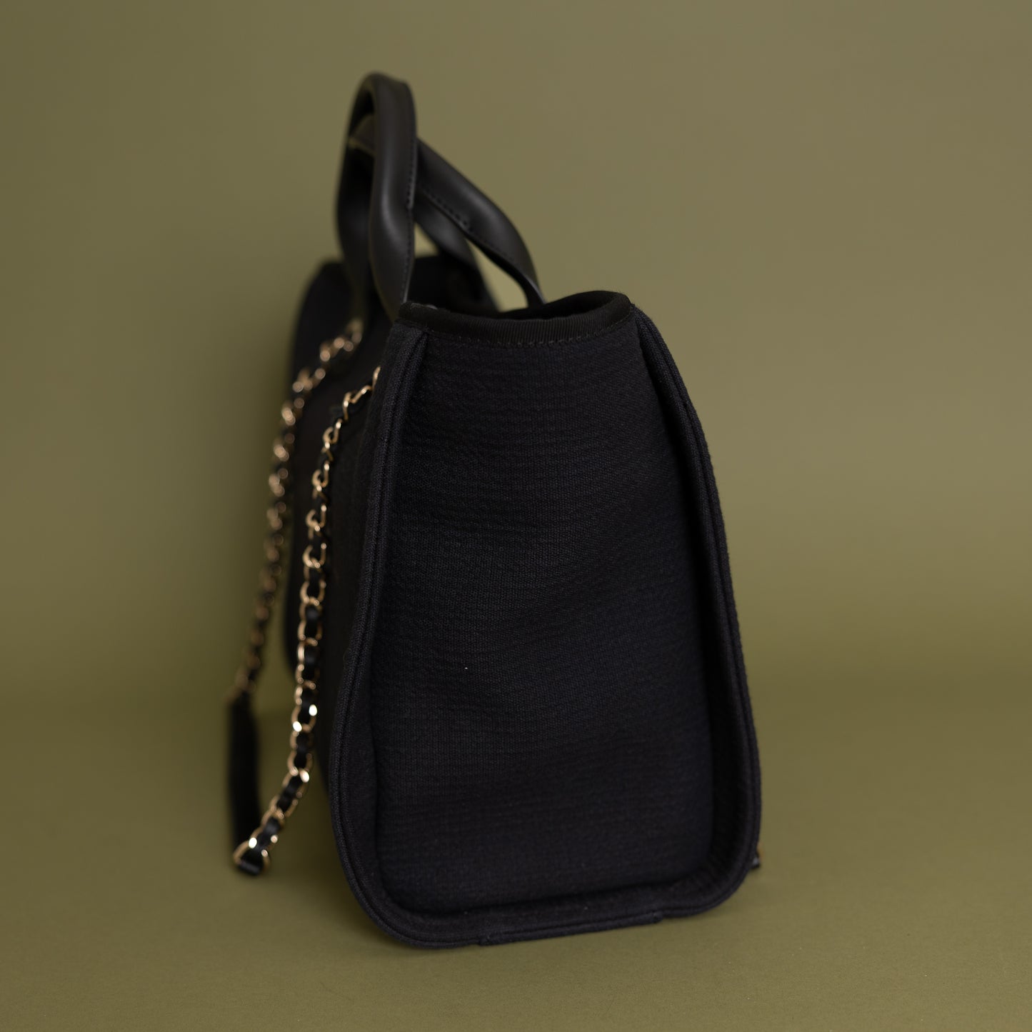 Medium Deauville, Black Canvas 9888