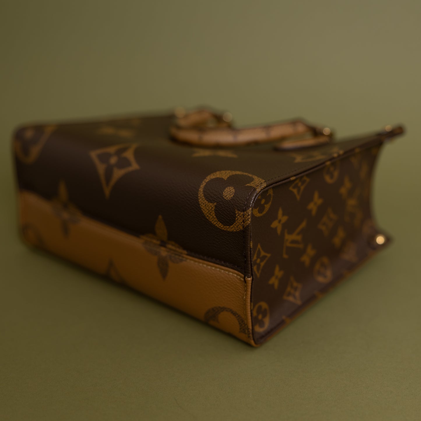 OnTheGo PM, Reverse Monogram 9889