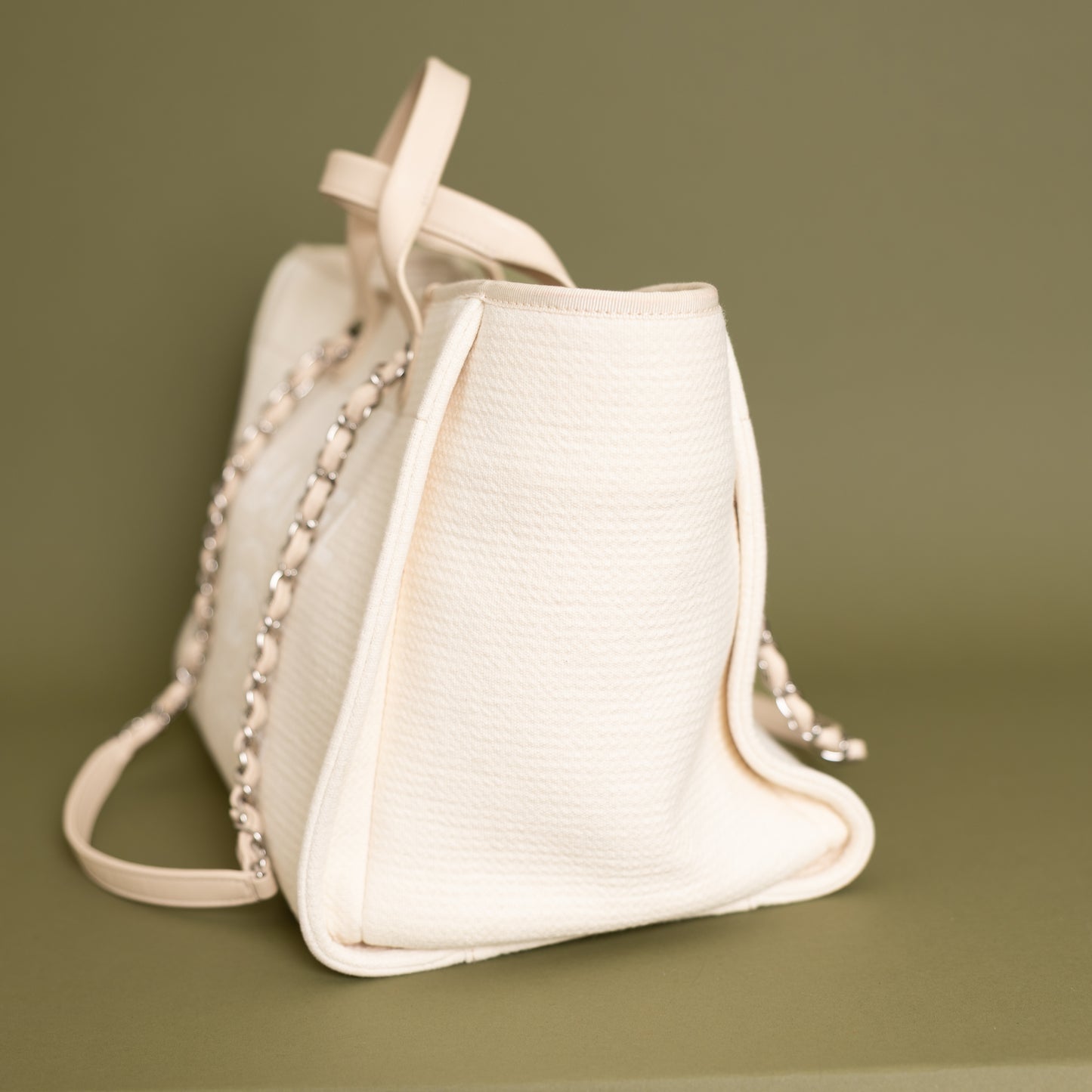 Large Deauville, White Canvas 9924