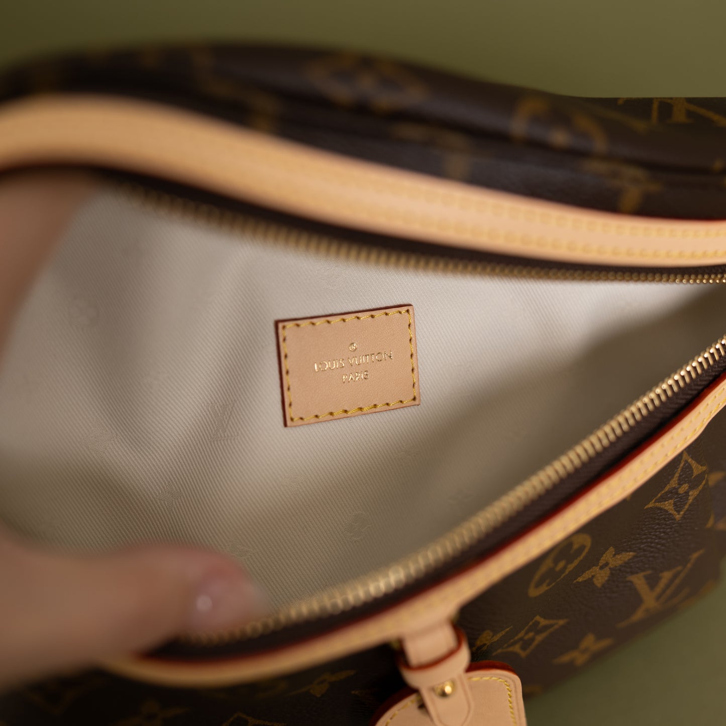 High Rise Bumbag Monogram 9989