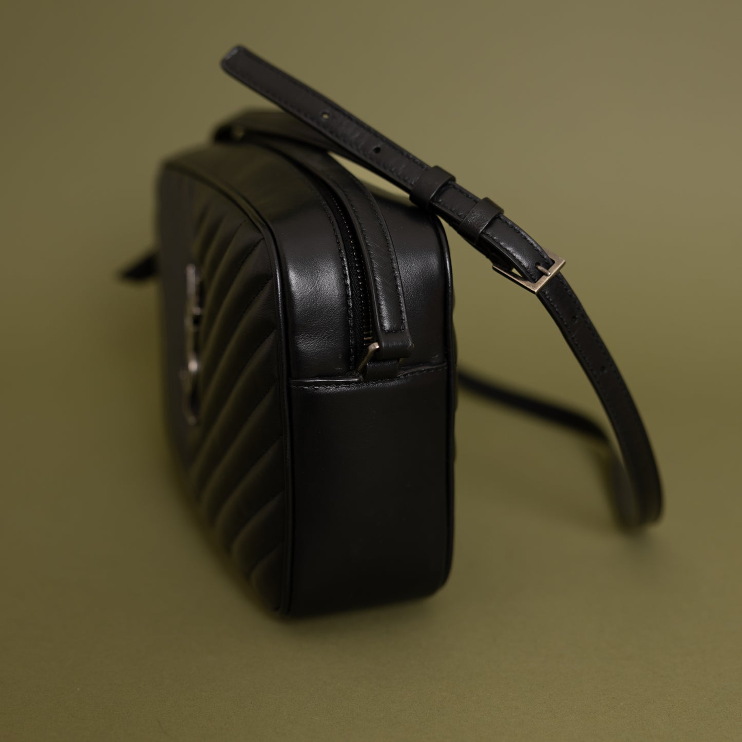 Lou Camera Bag, Black SHW 9995