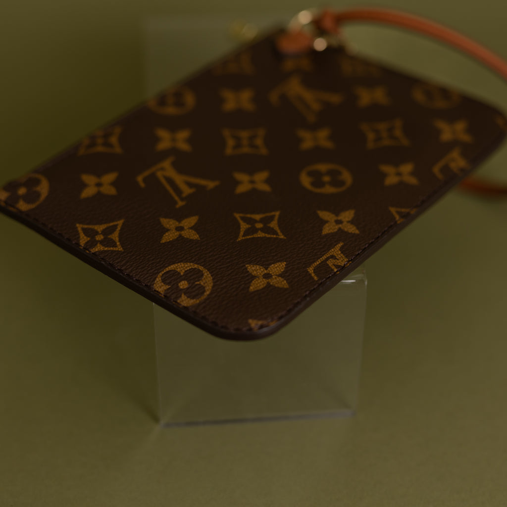 Pochette Wristlet PM, Monogram 8982