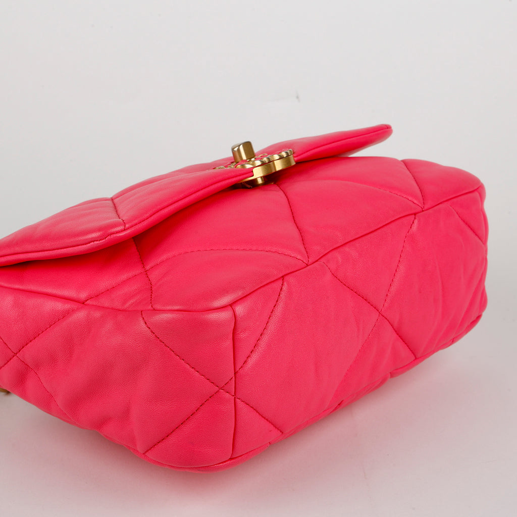 Small 19, Hot Pink Lambskin