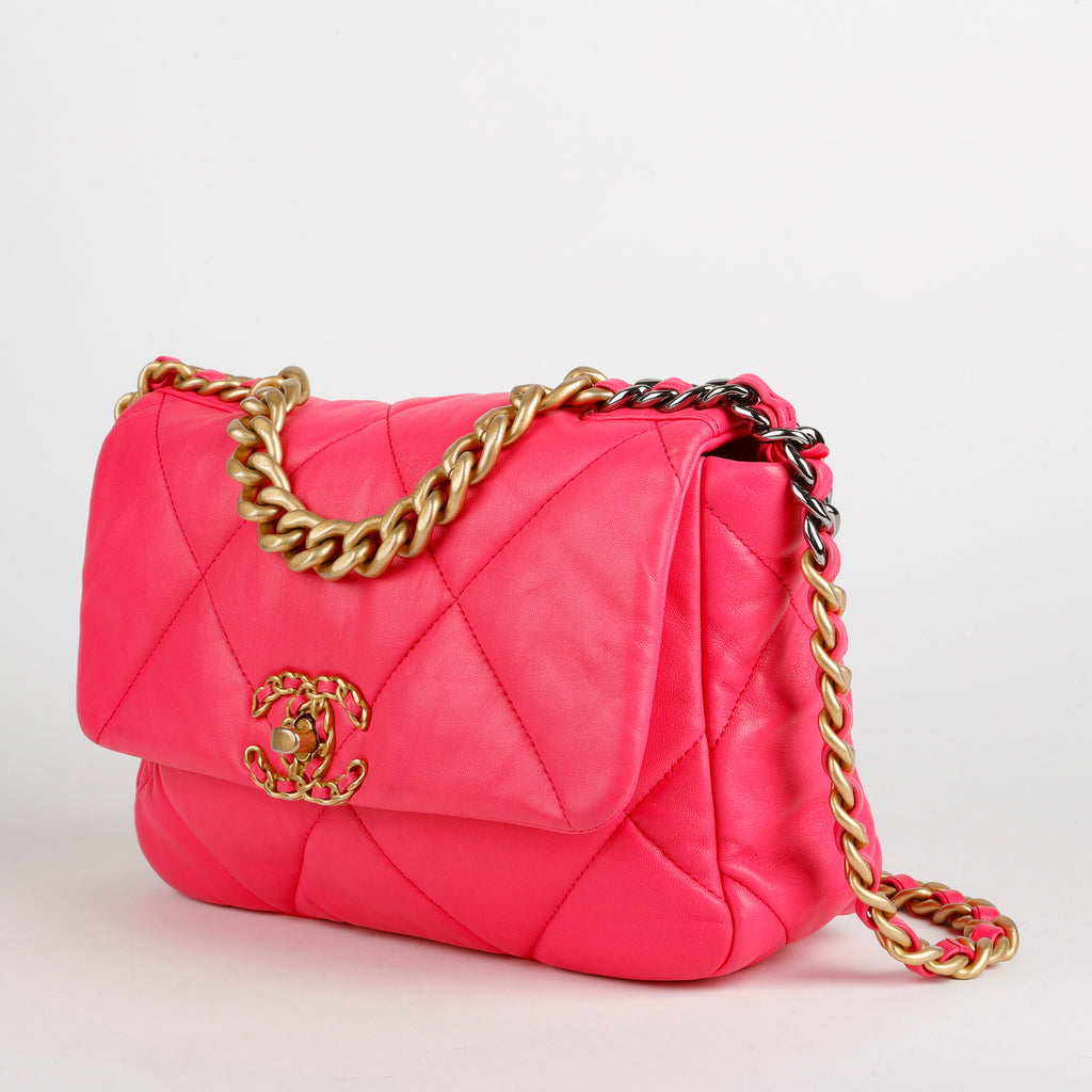 Small 19, Hot Pink Lambskin