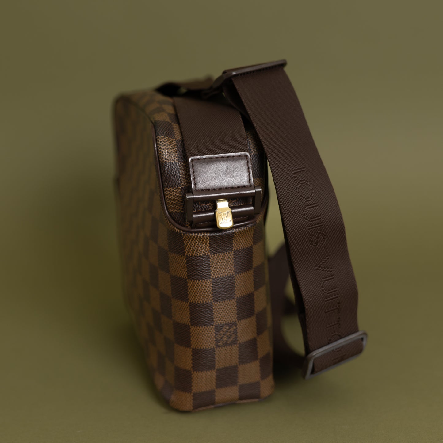 Olav PM, Damier Ebene 9397