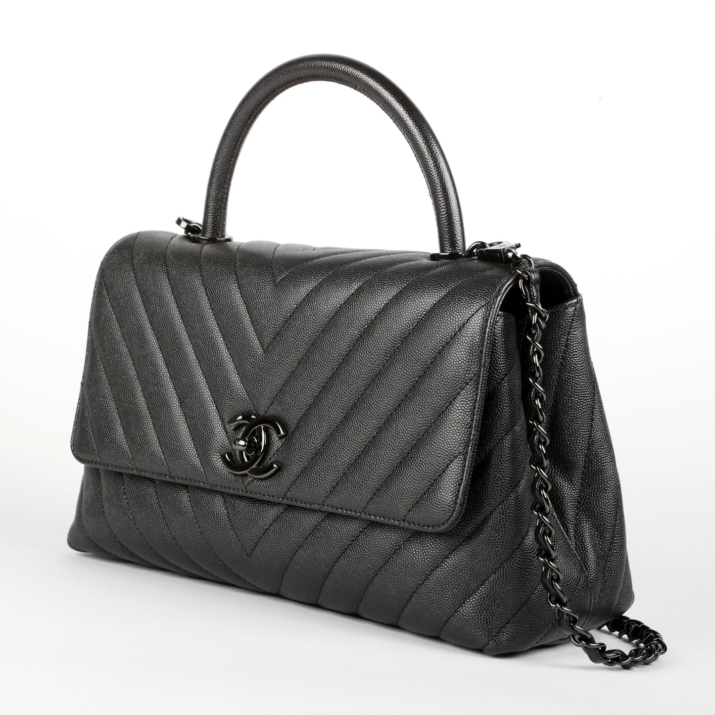 Medium Chevron Coco Handle, So Black