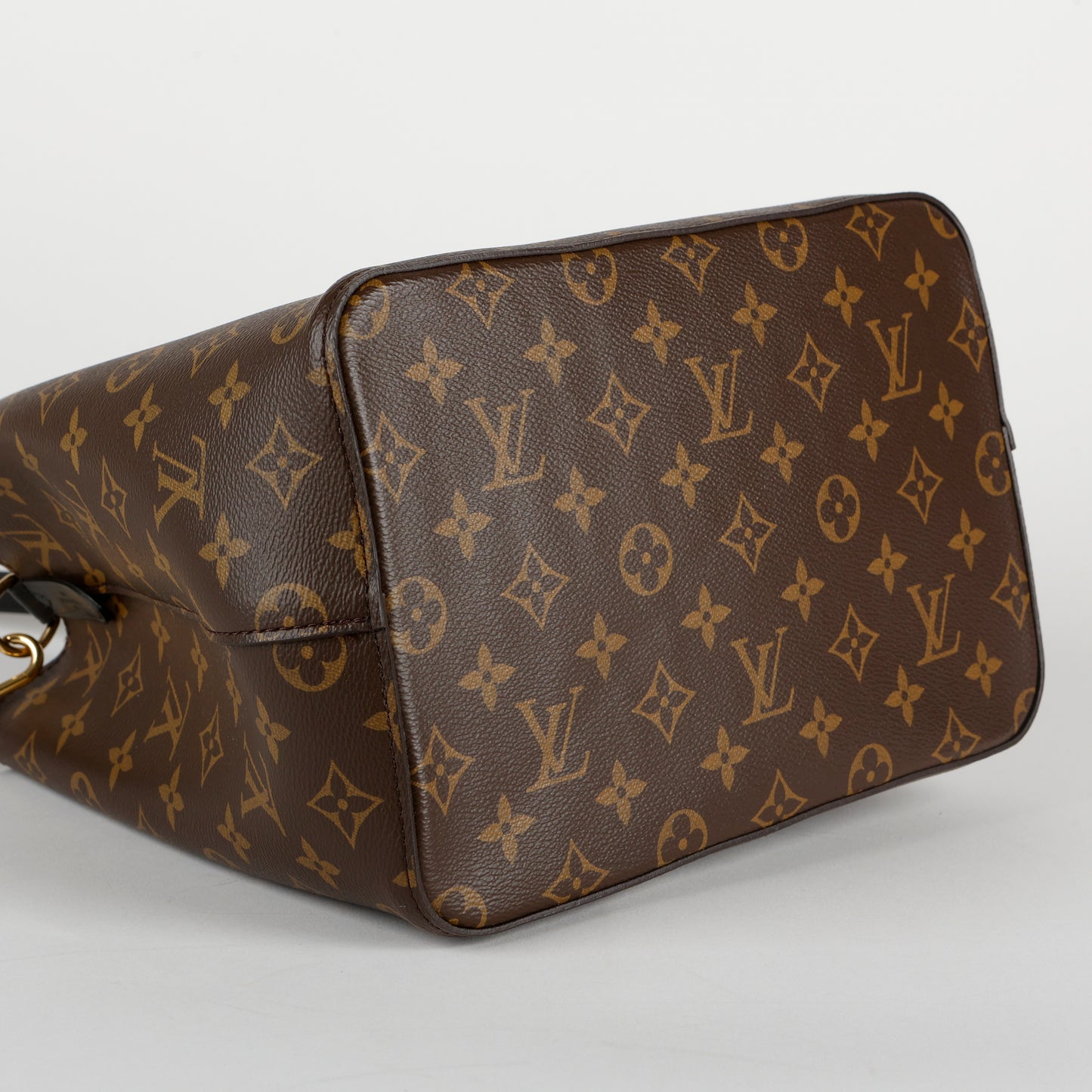 NeoNoe MM, Monogram and Black
