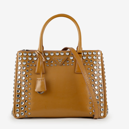 Medium Galleria, Patent Saffiano W/ Studs