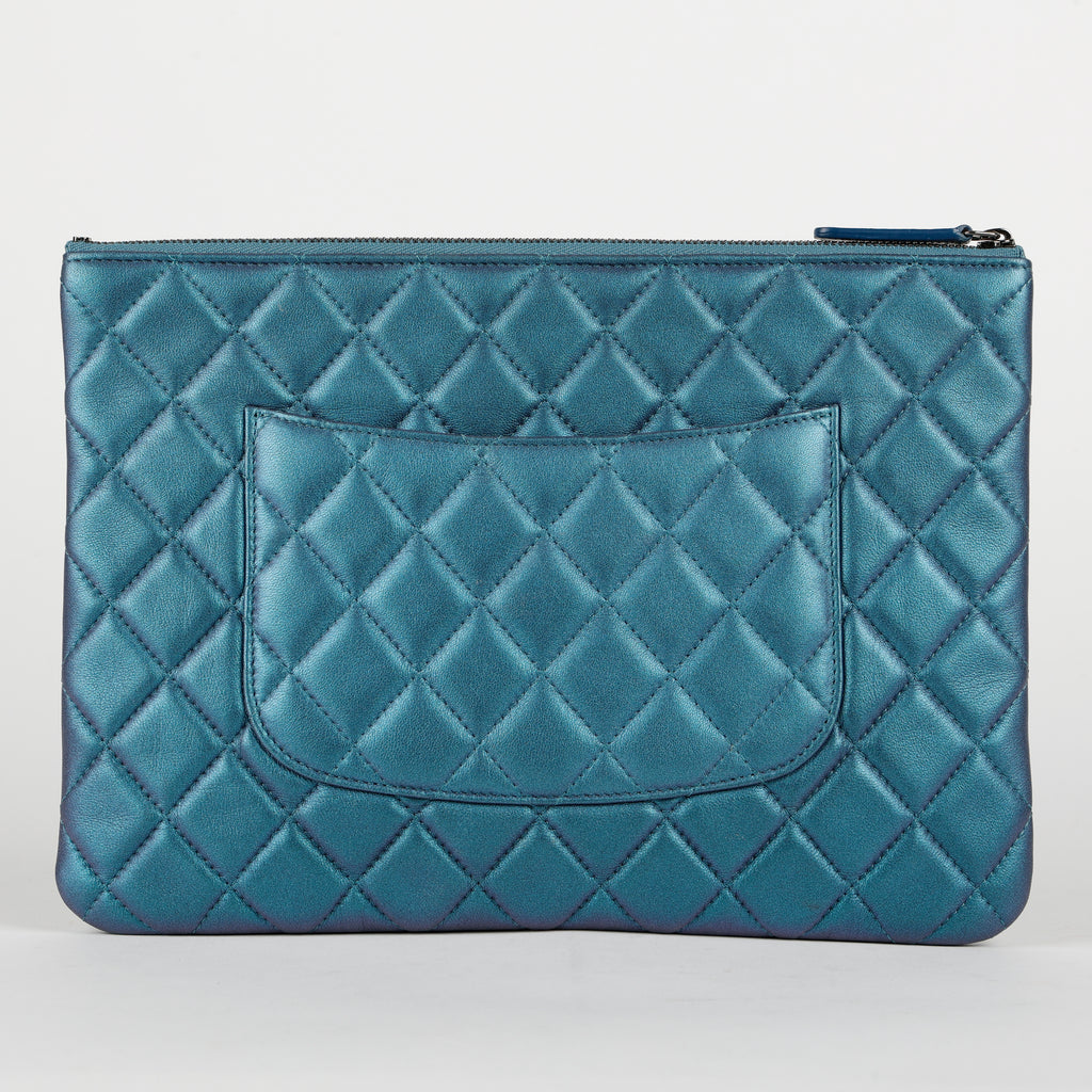 Medium O Case Lambskin, Turquoise Iridescent