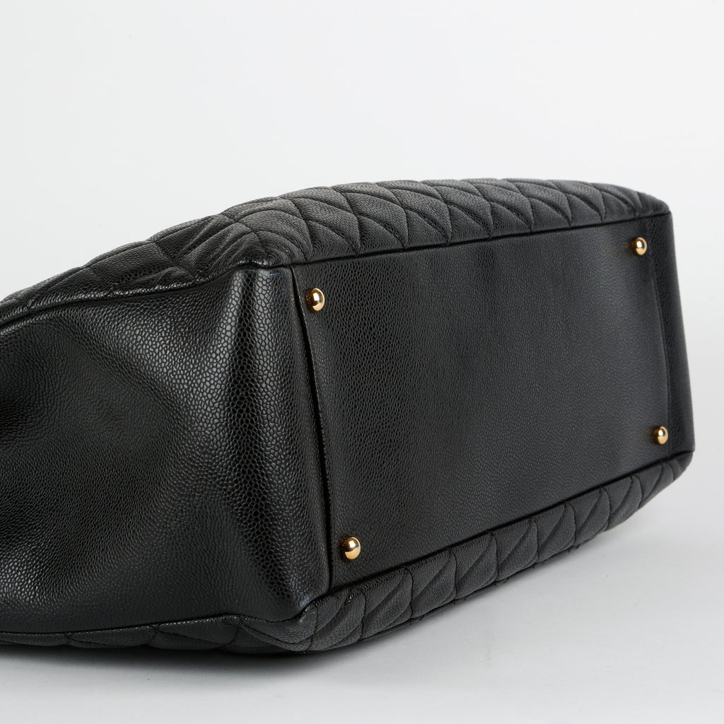 Grand Shopping Tote XL Black Caviar Gold Hardware