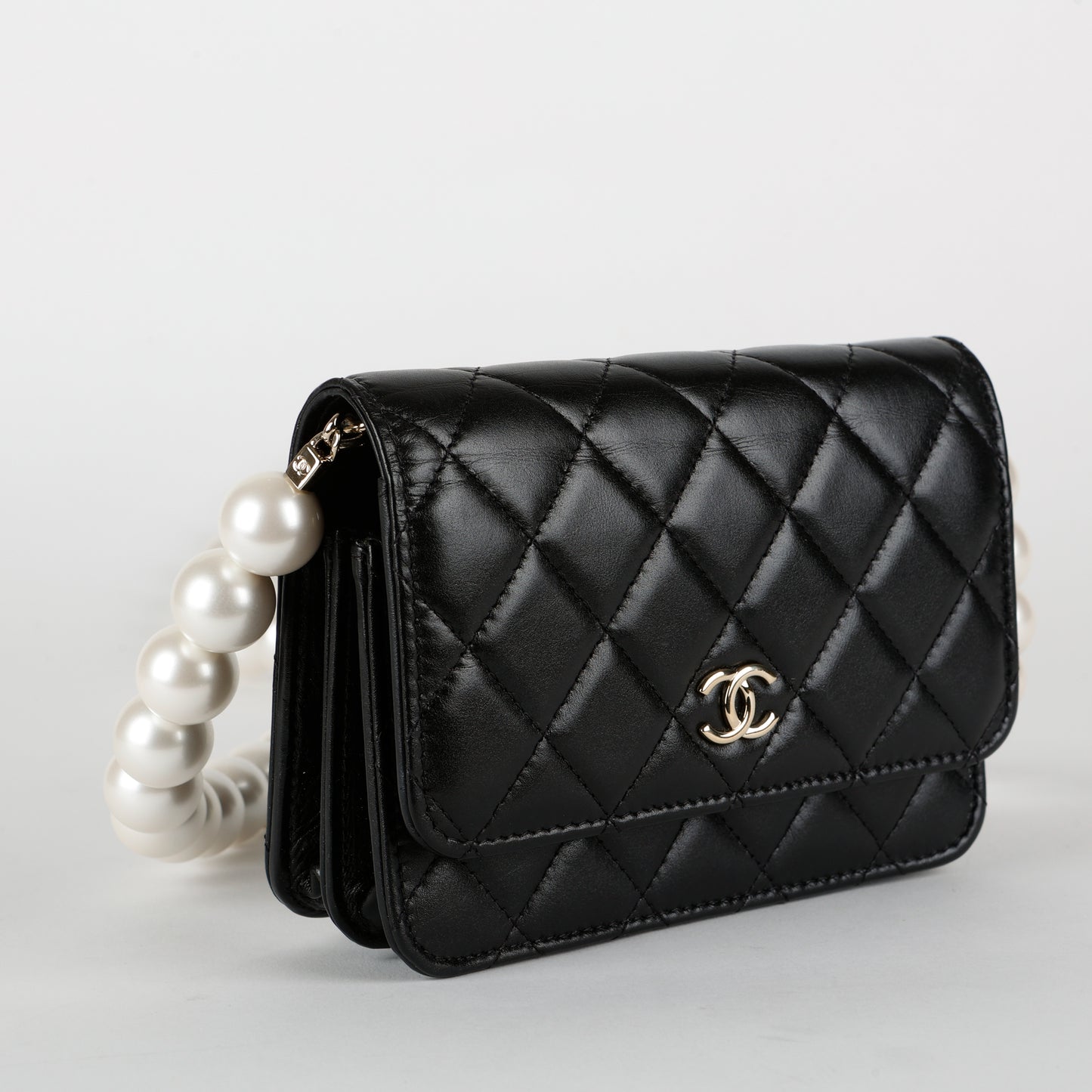 Mini Pearl Wallet On Chain, Black 11890