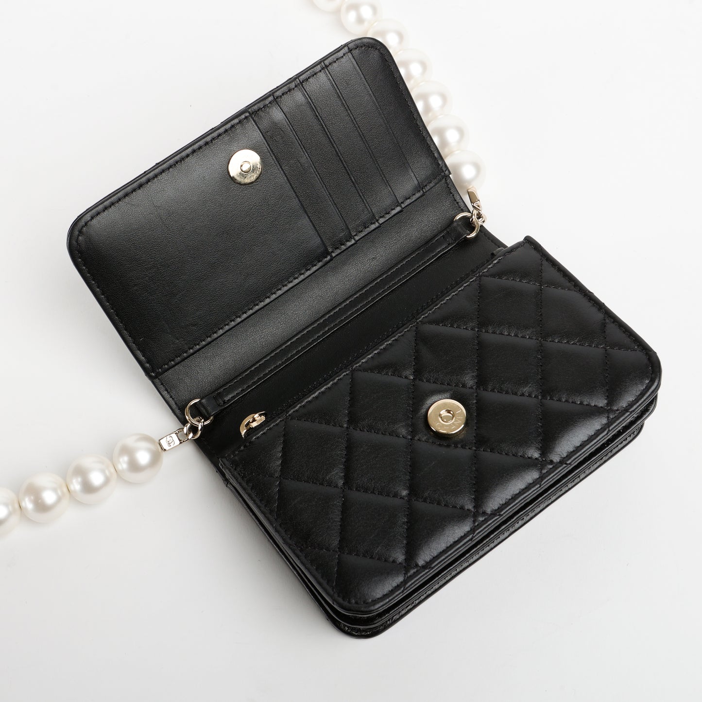 Mini Pearl Wallet On Chain, Black 11890