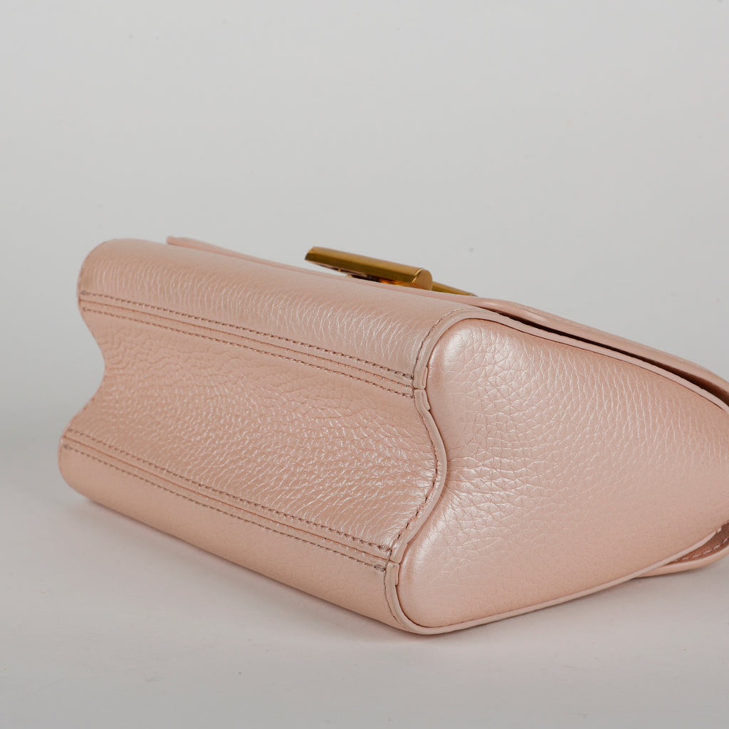 Twist PM, Iridescent Pink Calfskin Gold Hardware