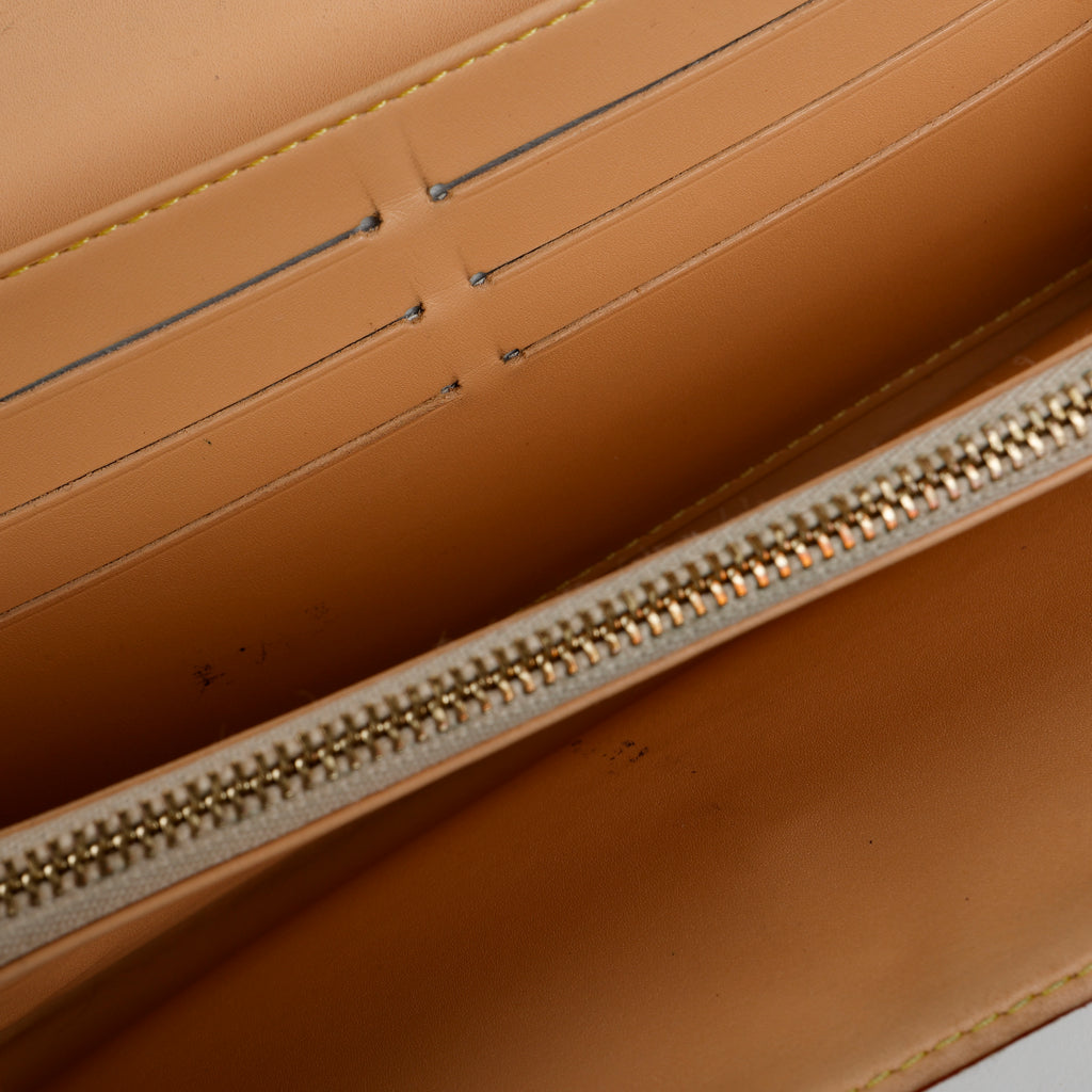 Sarah Wallet, White Multicolor