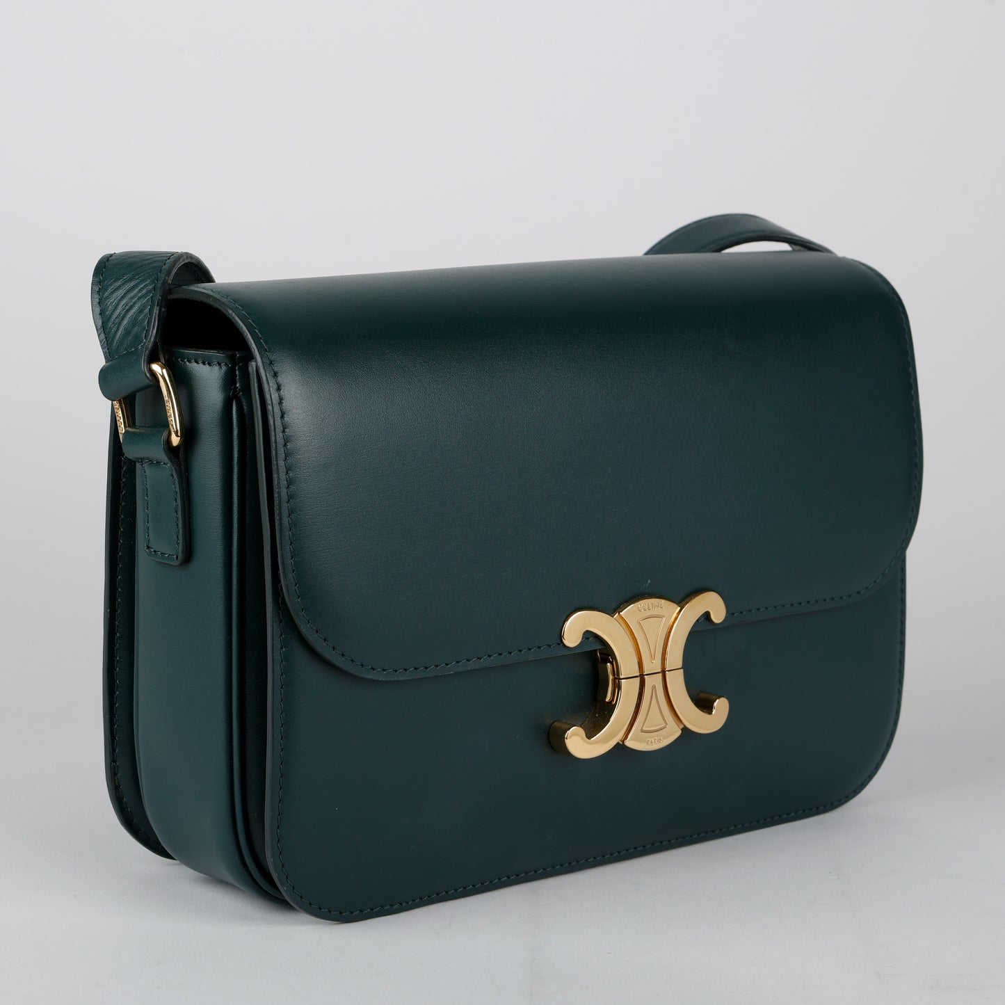 Medium Triomphe Amazone Calfskin