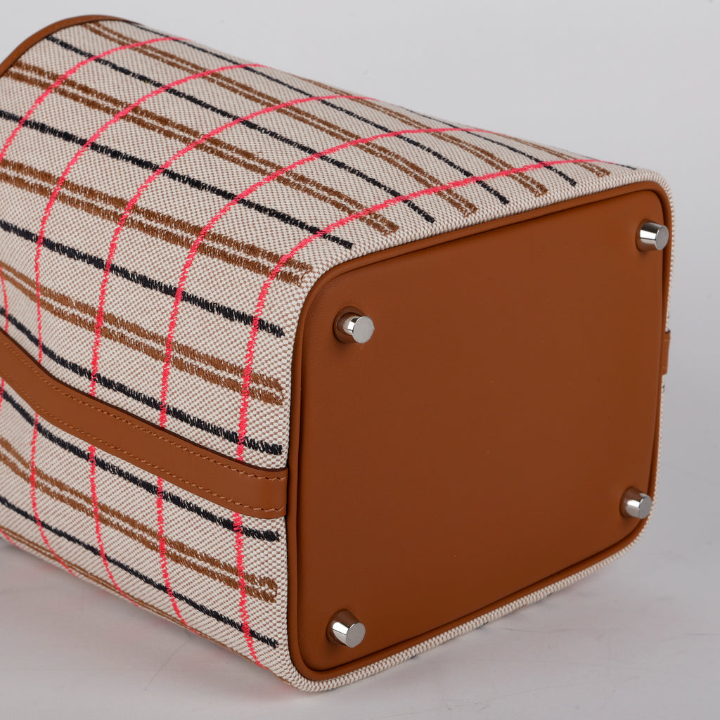 Picotin Lock 18, Broderie Couverture Carre