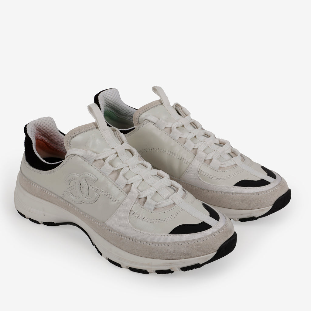 Interlocking CC Sneaker Leather Suede, White/Black (38.5)