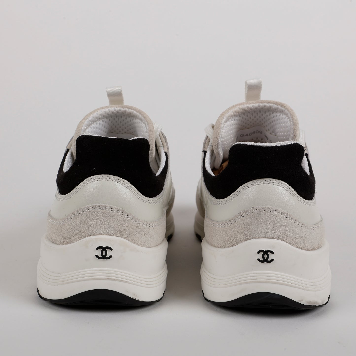 Interlocking CC Sneaker Leather Suede, White/Black (38.5)