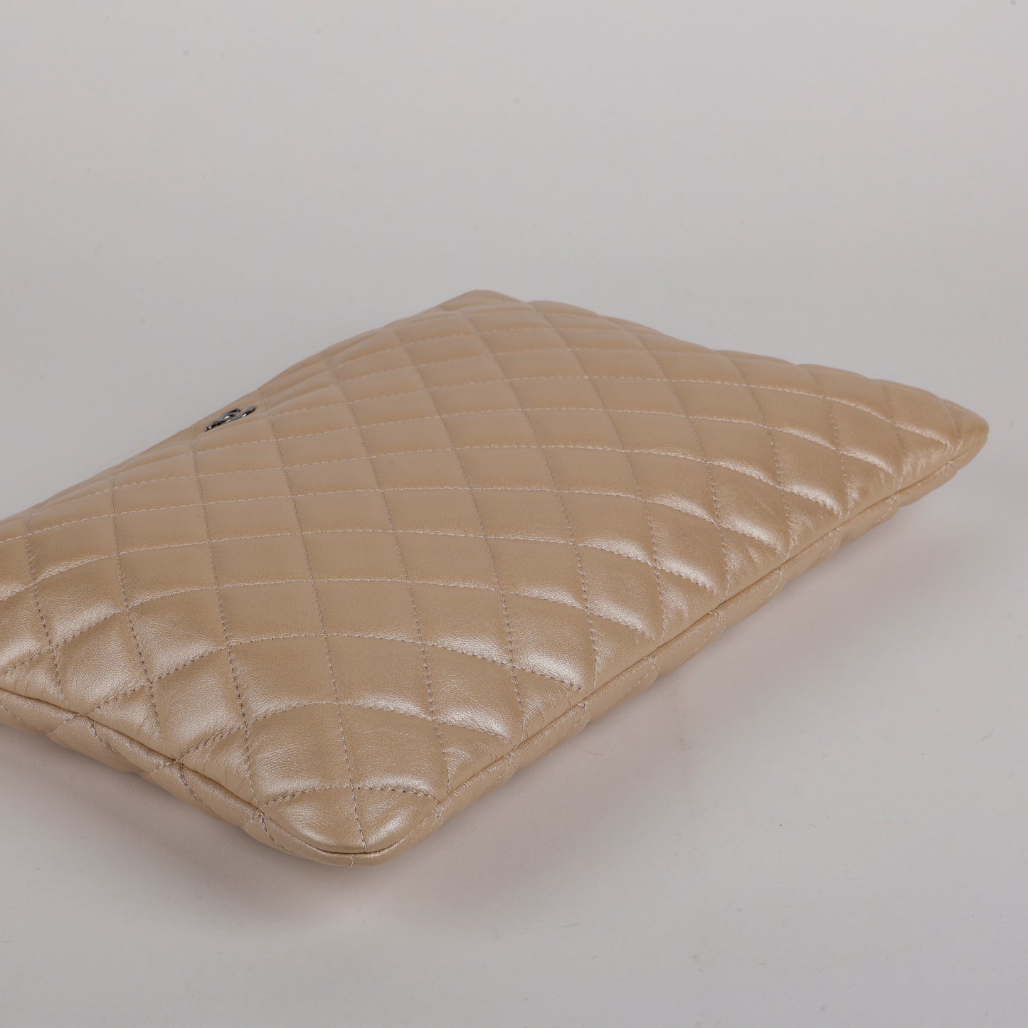 Large O Case Lambskin, Iridescent Beige