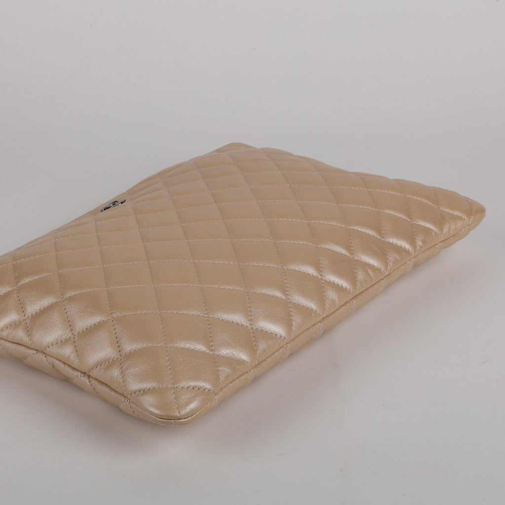 Large O Case Lambskin, Iridescent Beige