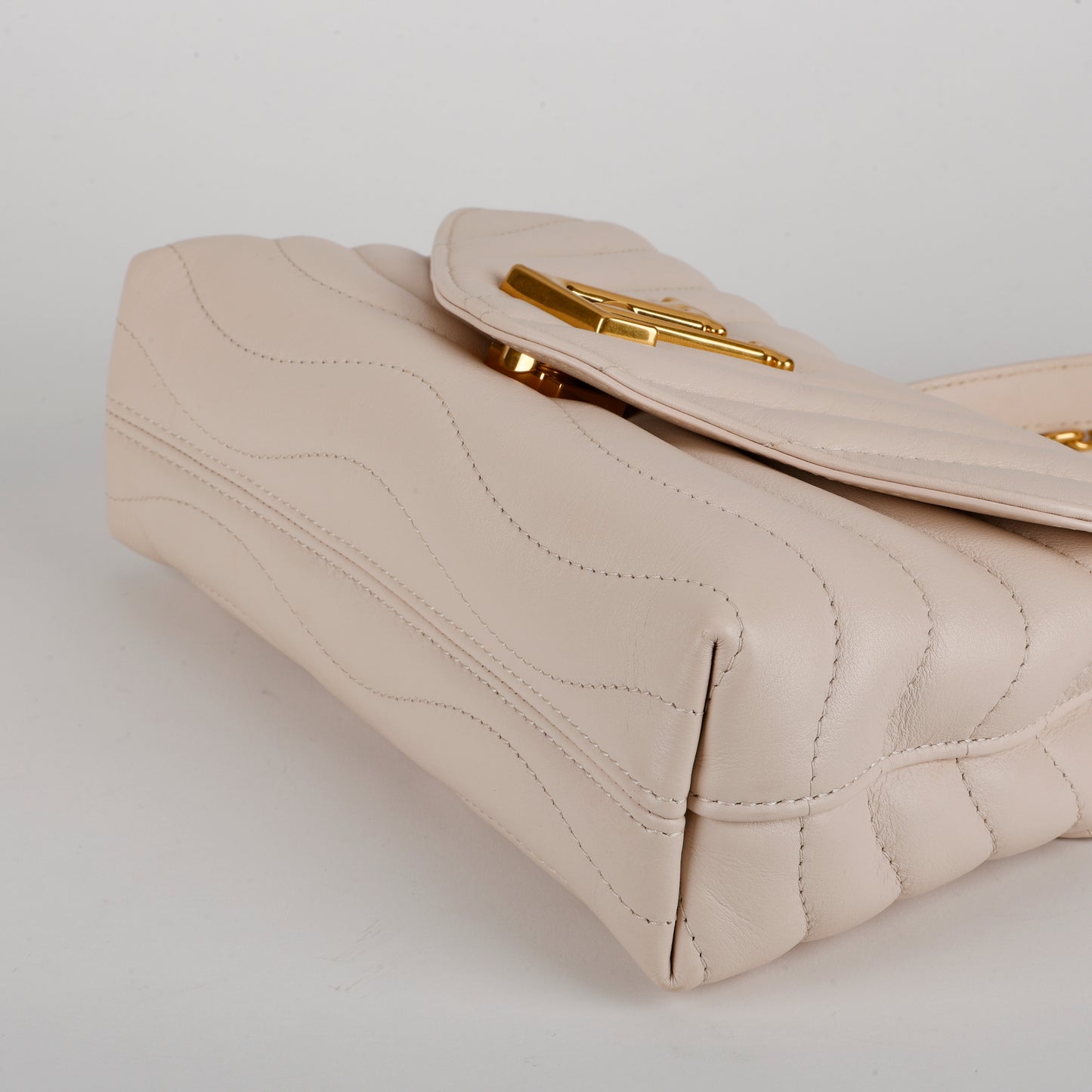 New Wave Chain Bag, Cream 12341