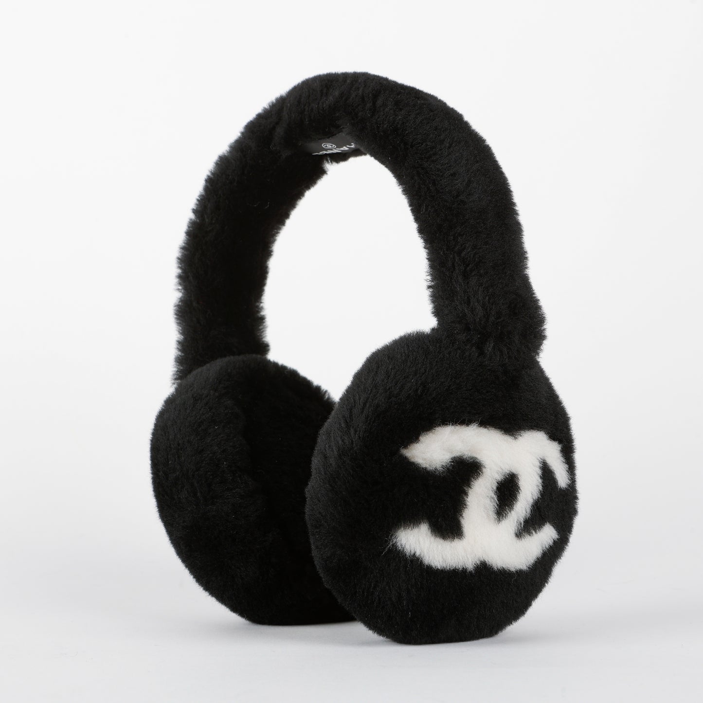 Earmuffs Shearling Black White