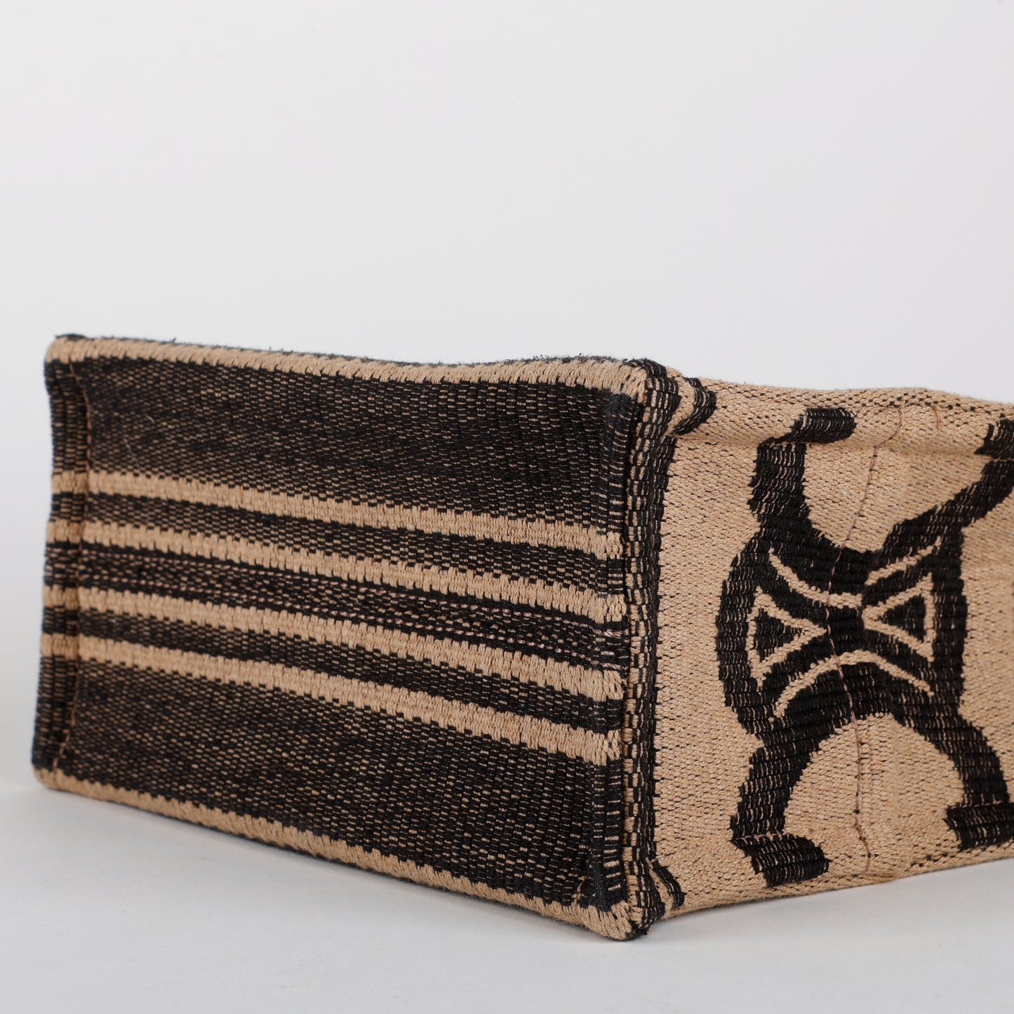 Small Cabas Thais Tote Raffia Black