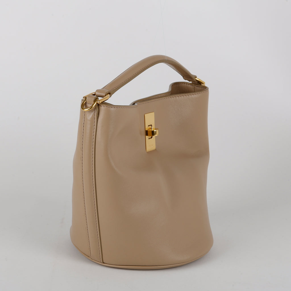 Teen Bucket 16, Beige Smooth Calfskin