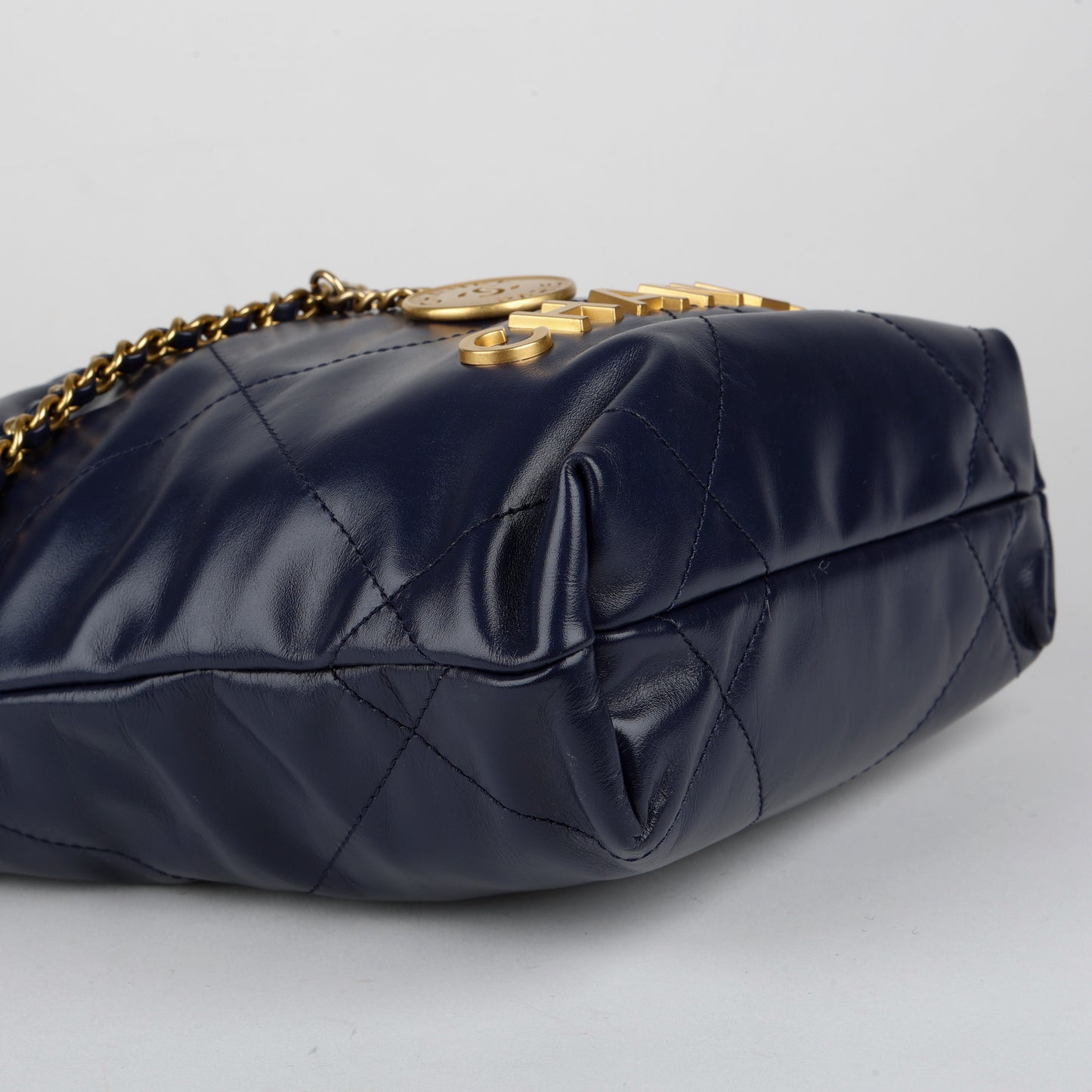 Mini 22 Navy Lambskin