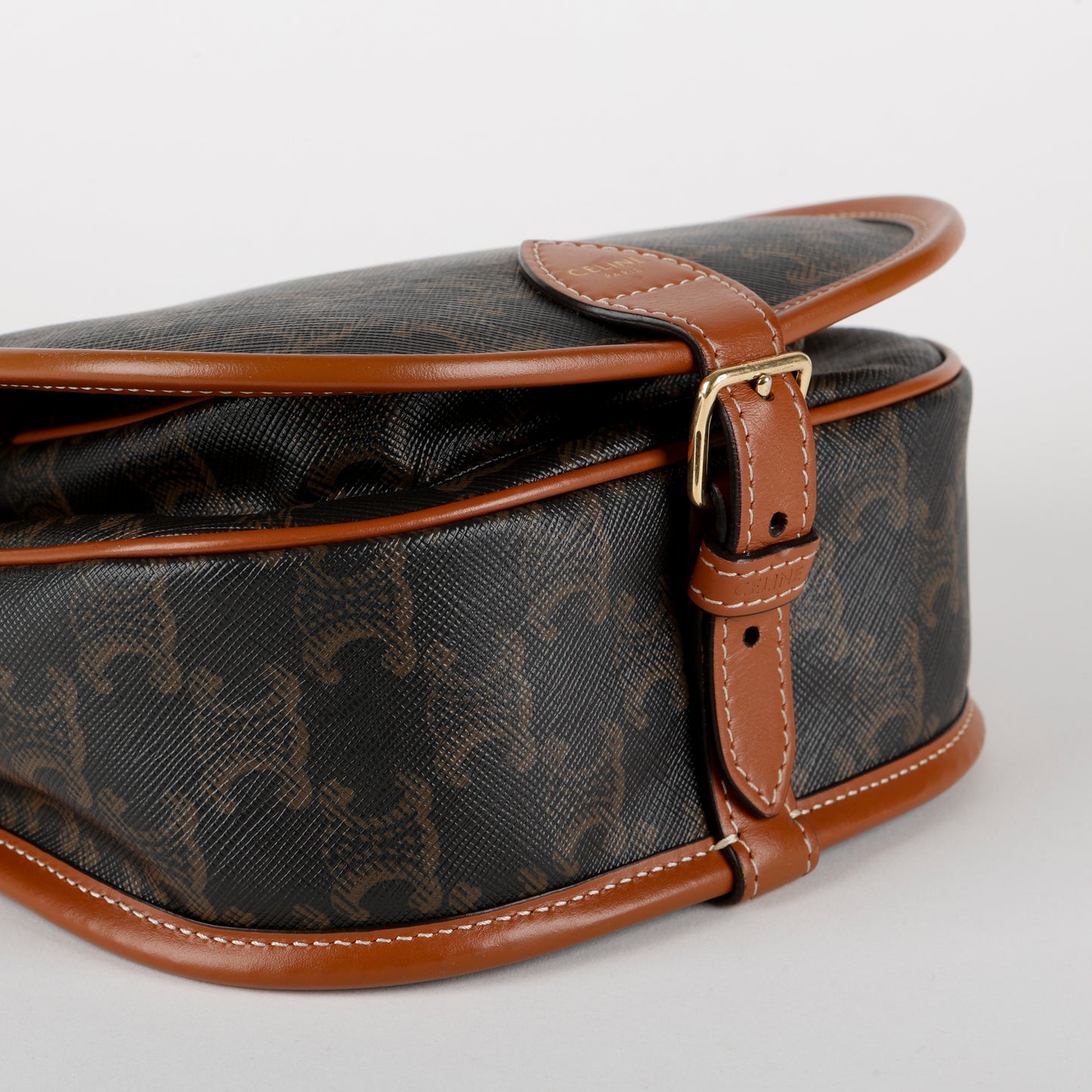 Triomphe Canvas Folco Bag Tan