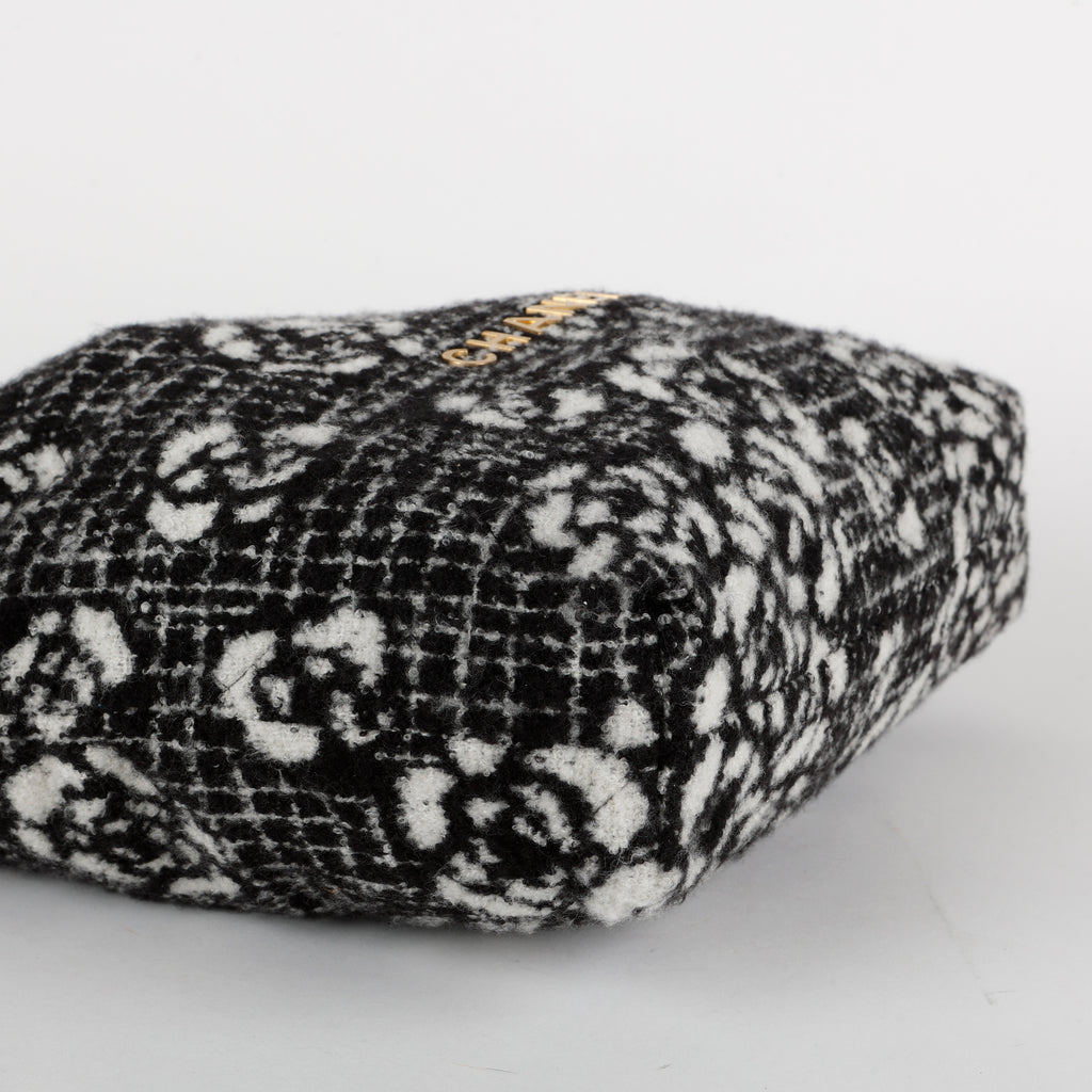 Medium 22 Camellia, Black White Cashmere