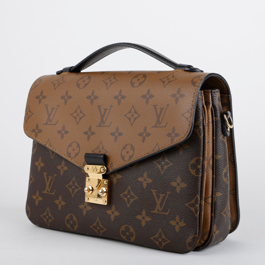 Pochette Metis, Reverse Monogram 11506