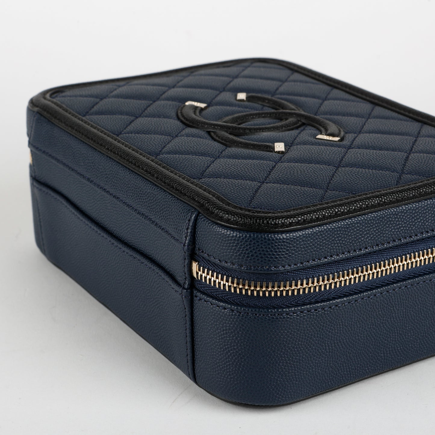 Medium Filigree Vanity, Navy/Black