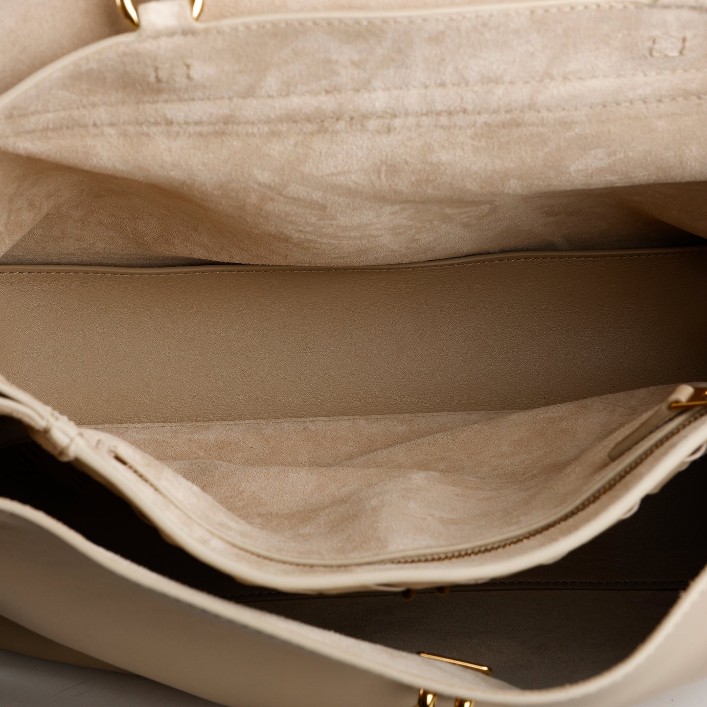 Bottega Veneta Medium Ciao Ciao Top Handle Bag