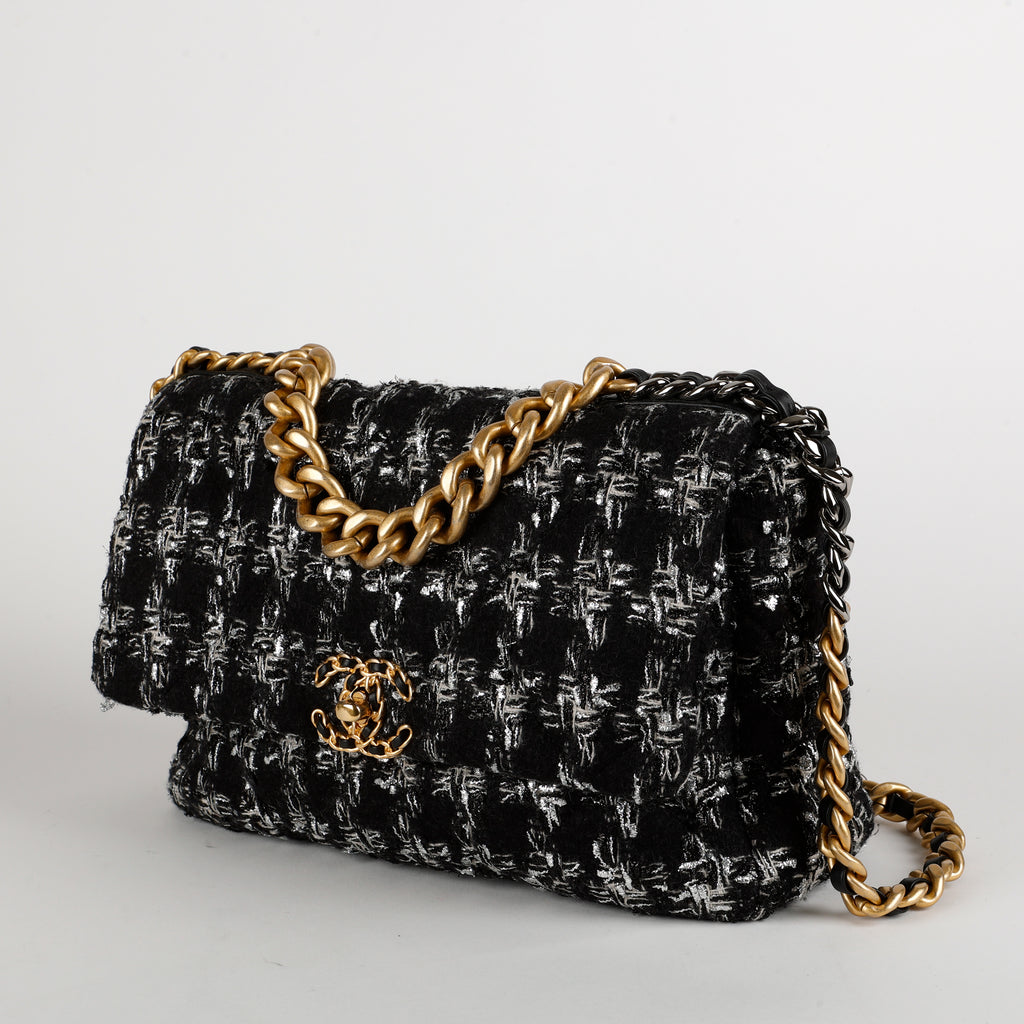 Large 19, Black and White Tweed