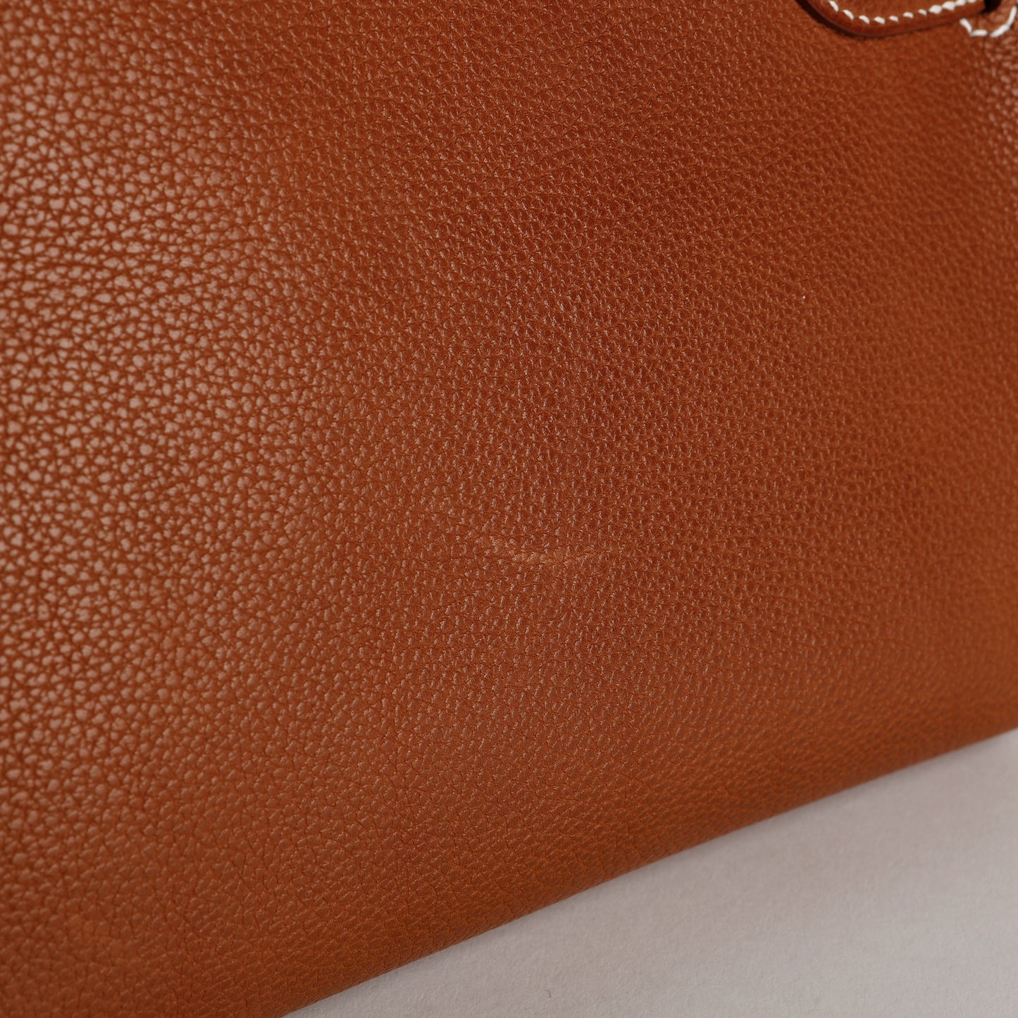 Kelly Messenger PM, Gold Fauve Barenia