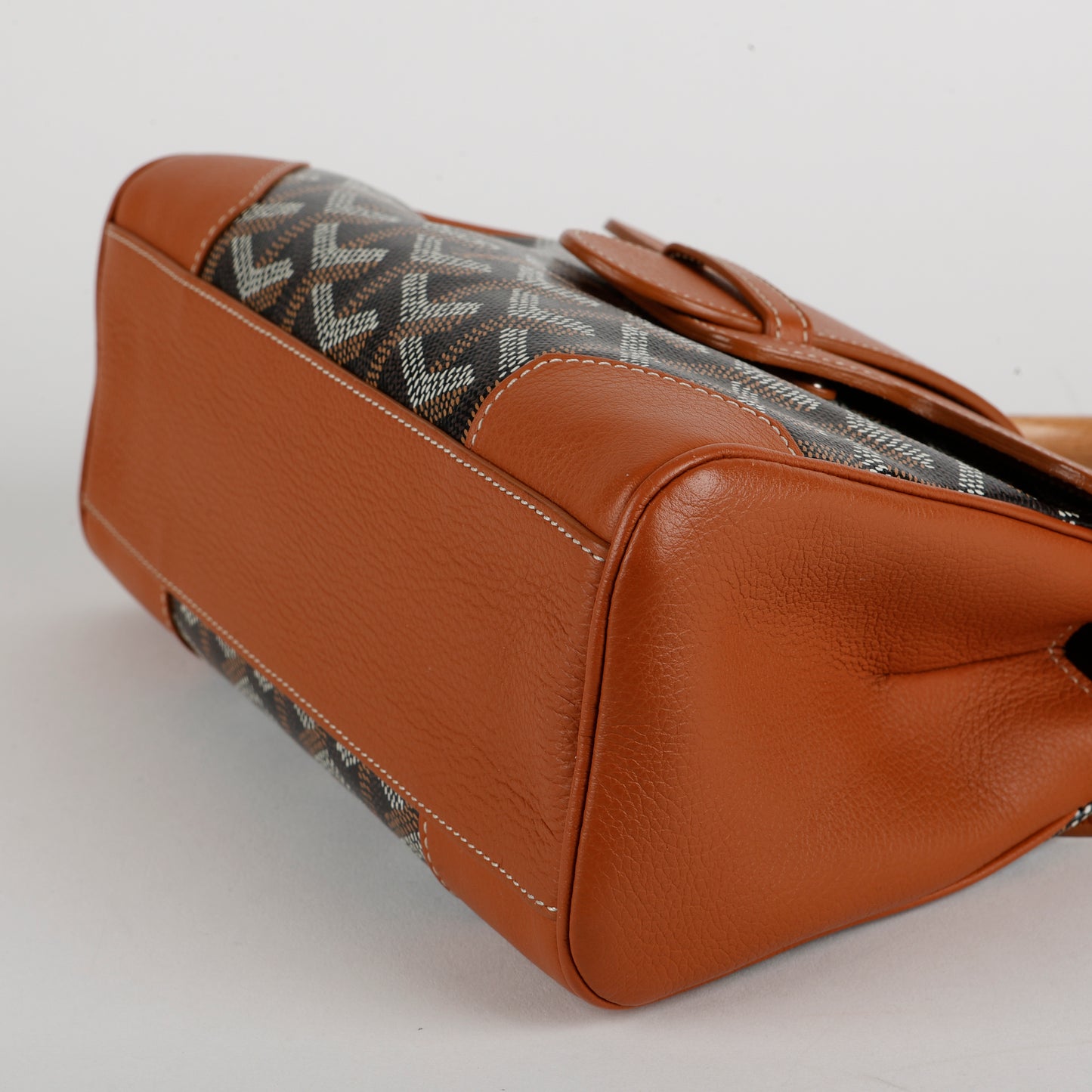 Mini Saigon Top Handle, Black Brown