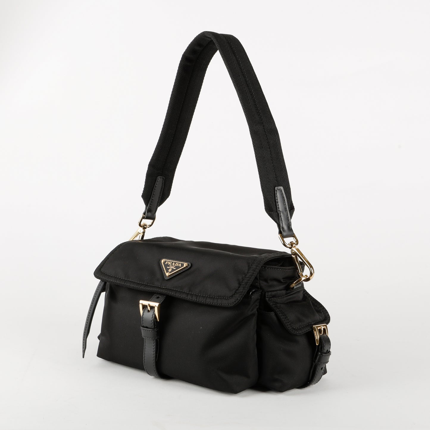 Medium Re-Nylon Explore Shoulder Bag, Black