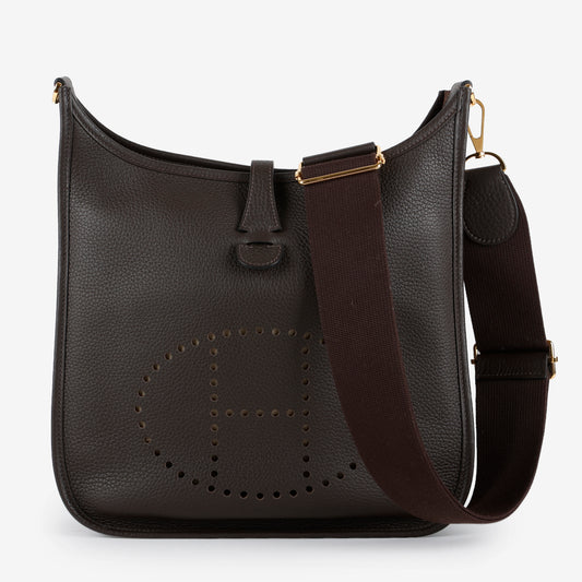 Evelyne III PM, Ebene Clemence