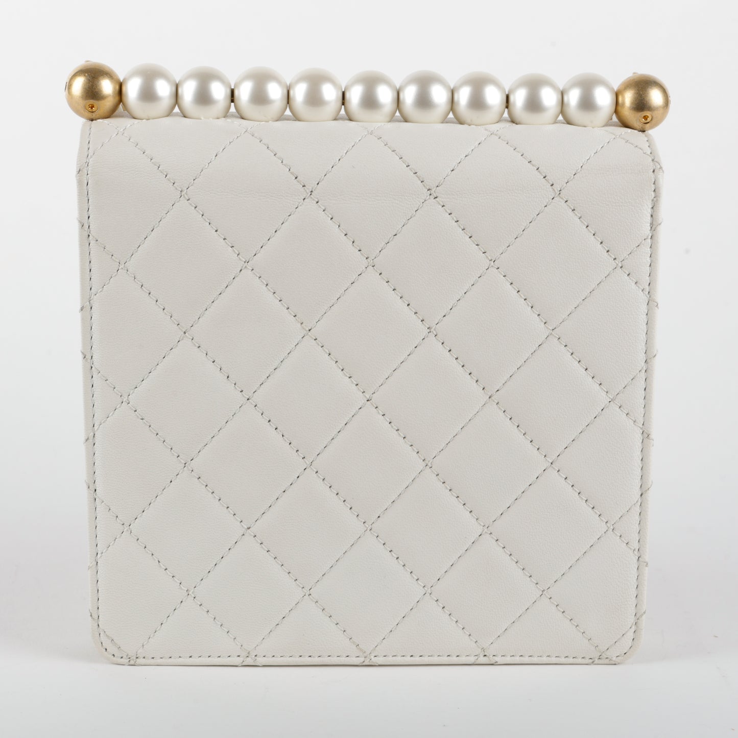 Mini Chic Pearl Flap, White
