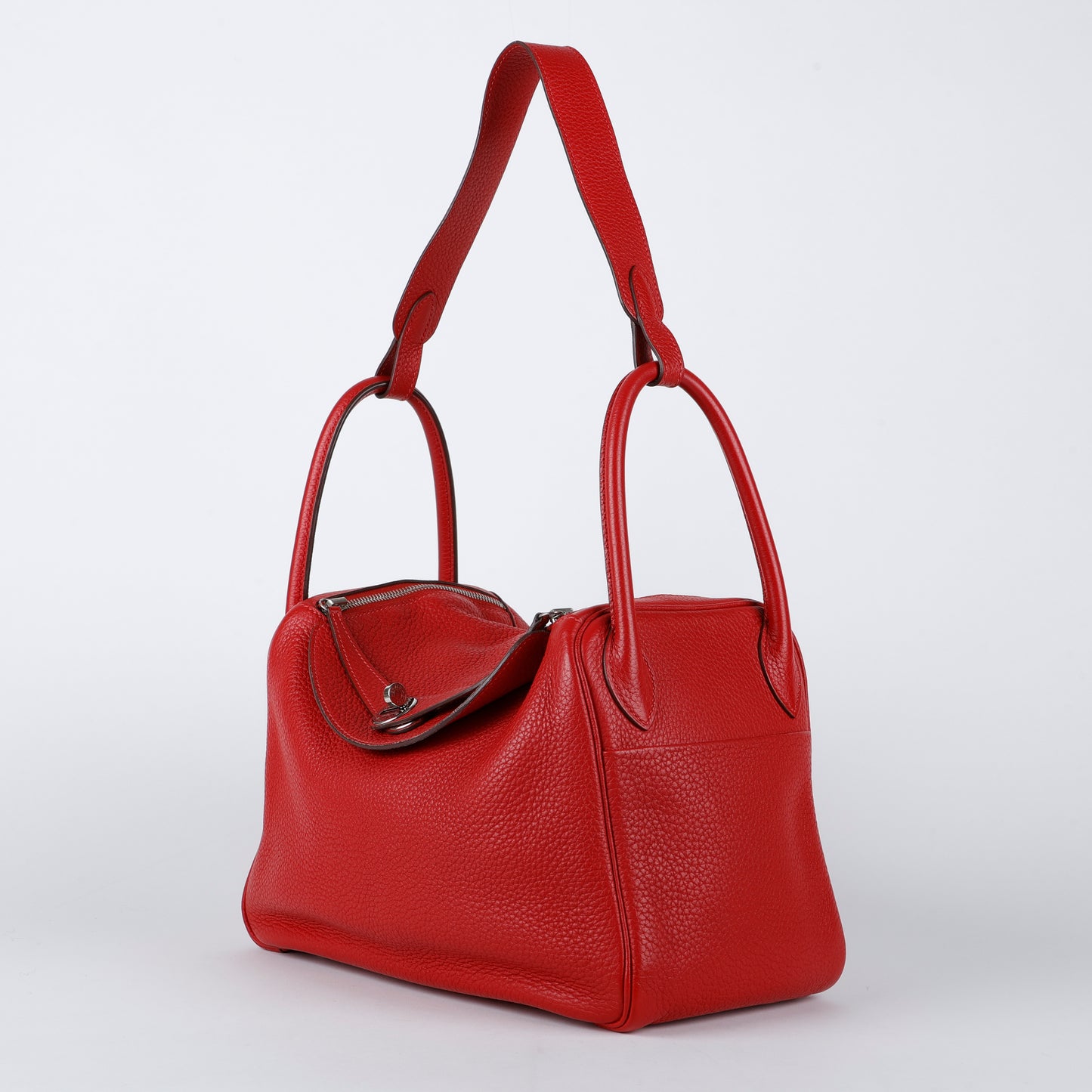 Lindy 30, Rouge Casaque Clemence
