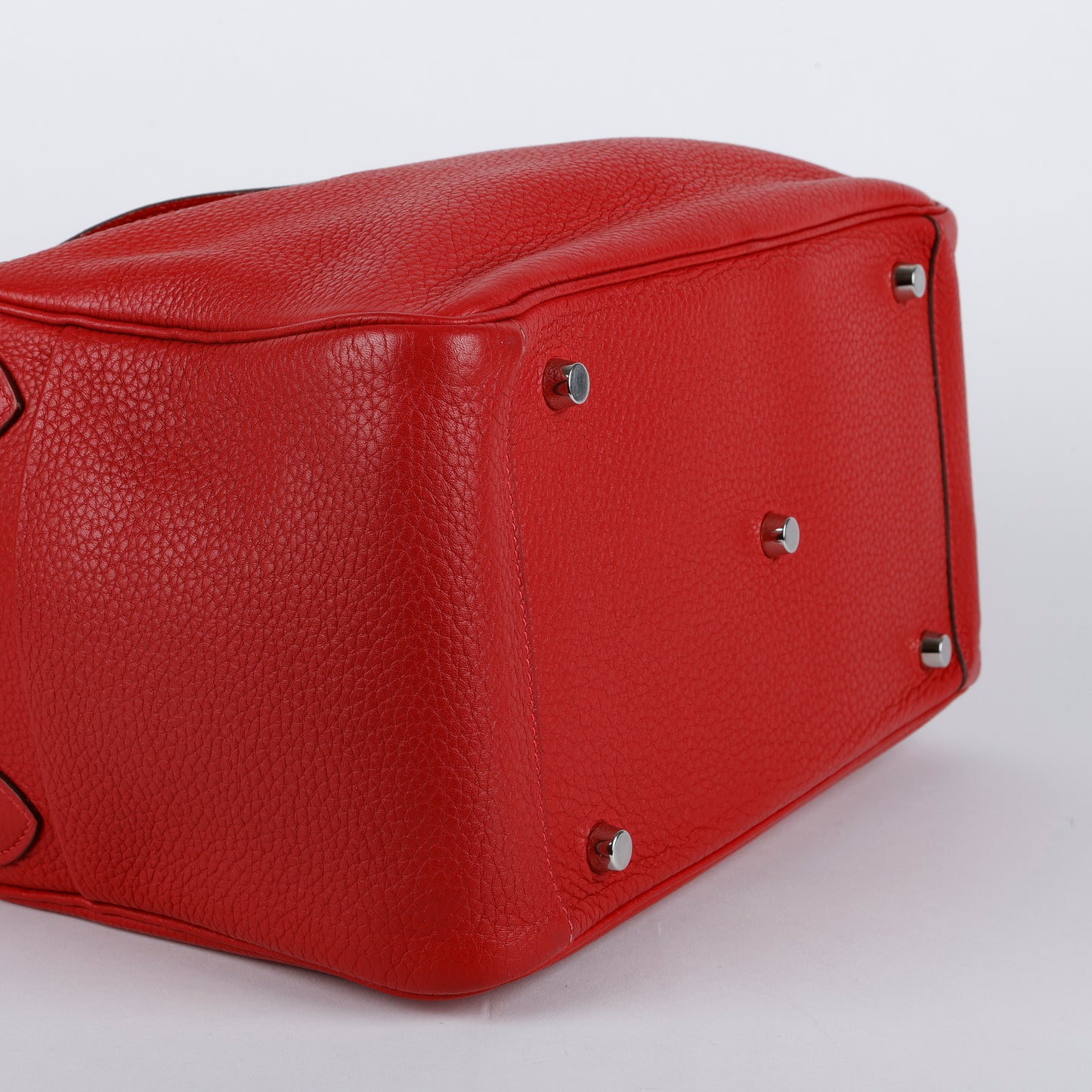 Lindy 30, Rouge Casaque Clemence