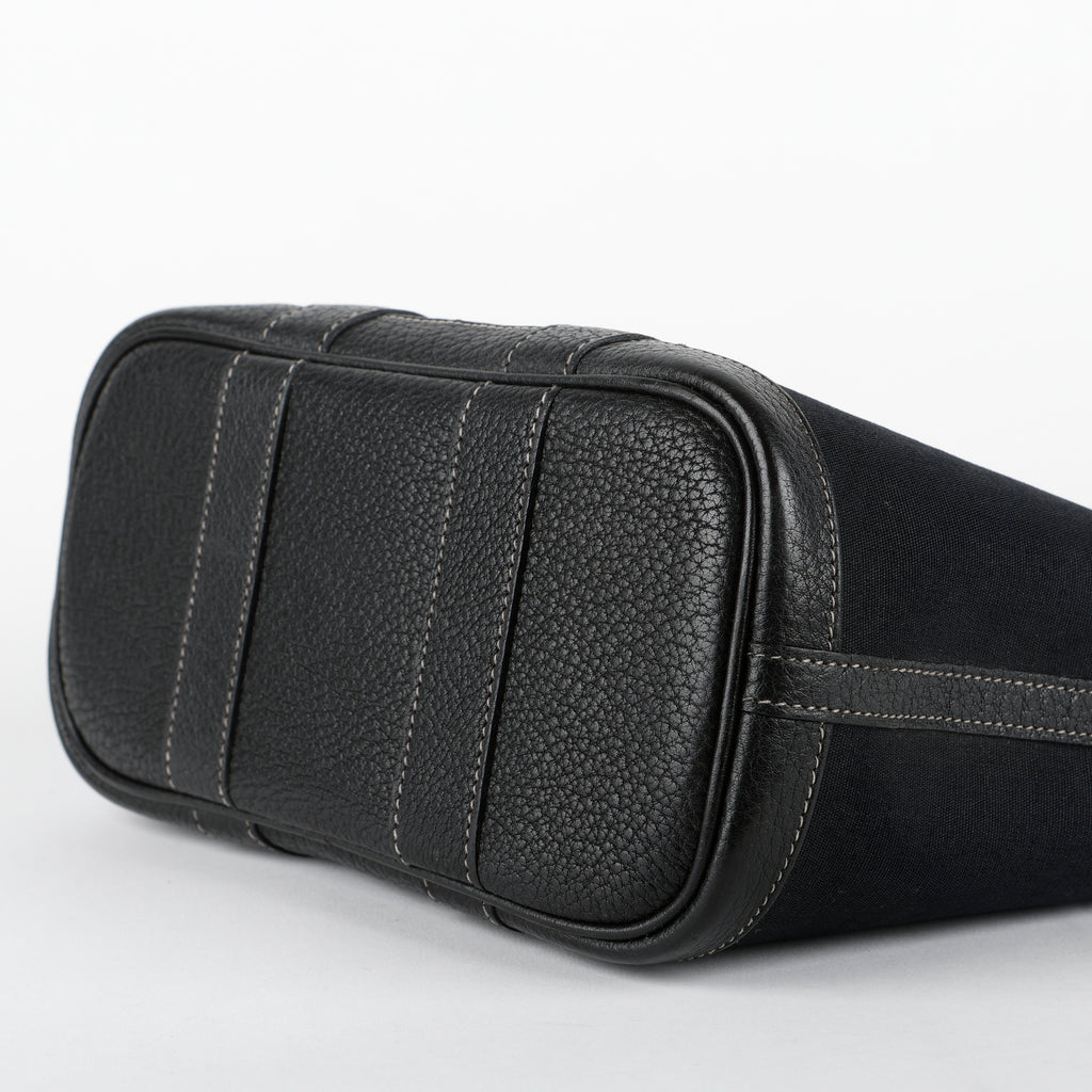 Garden Party 23, Noir