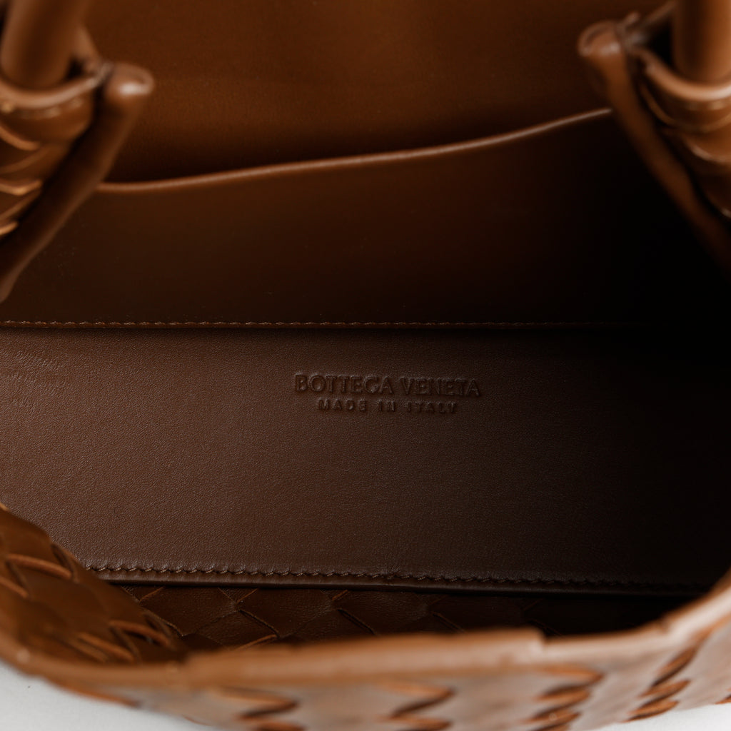 Small Andiamo Shoulder Bag, Sapele Nappa