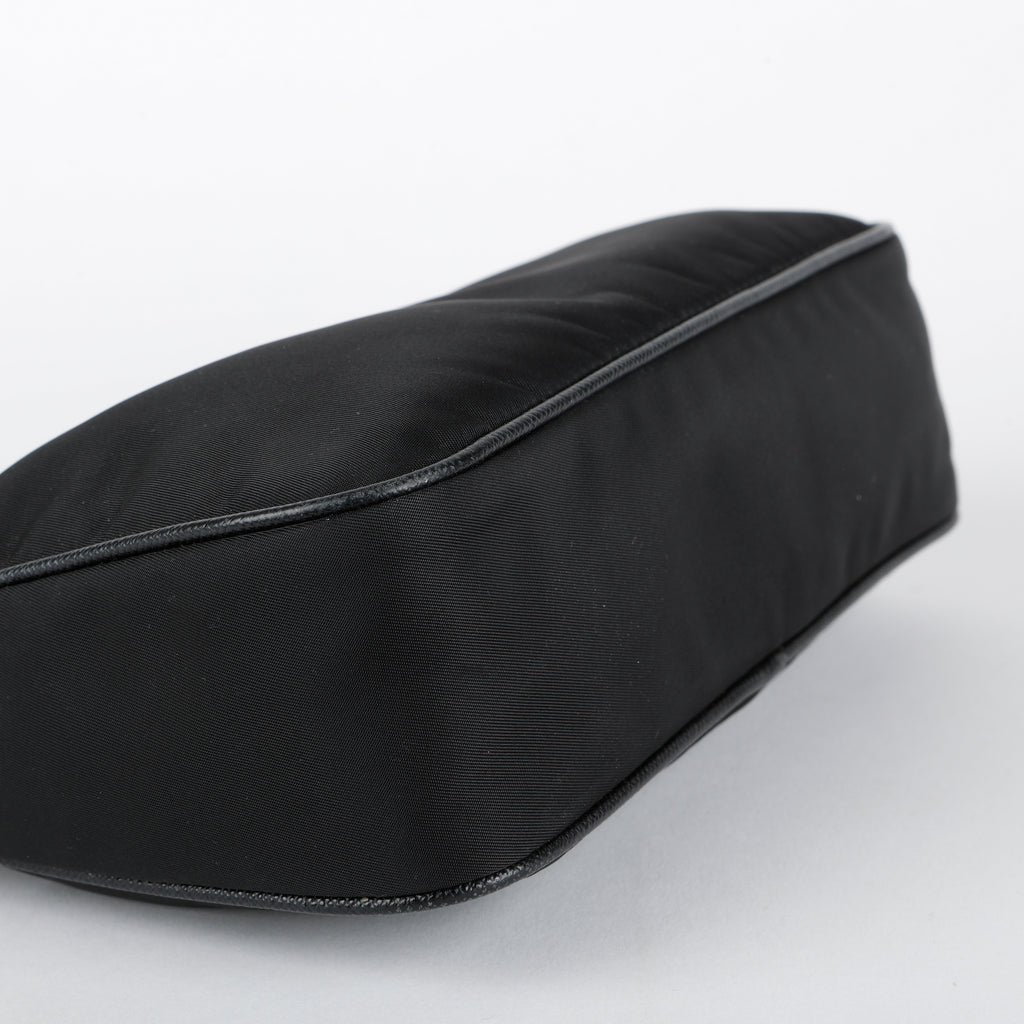 Re-Edition 2005 Re-Nylon Crossbody, Black