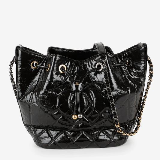 CC Chain Bucket Bag Black Aged Calfskin