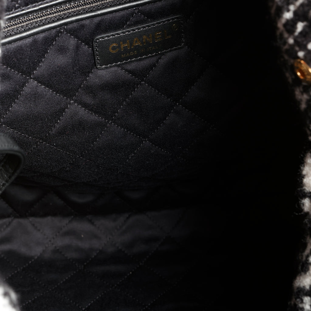 Medium 22 Camellia, Black White Cashmere